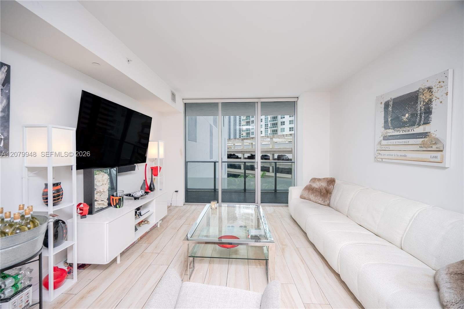 1300 Brickell Bay Dr # 710, Miami FL 33131