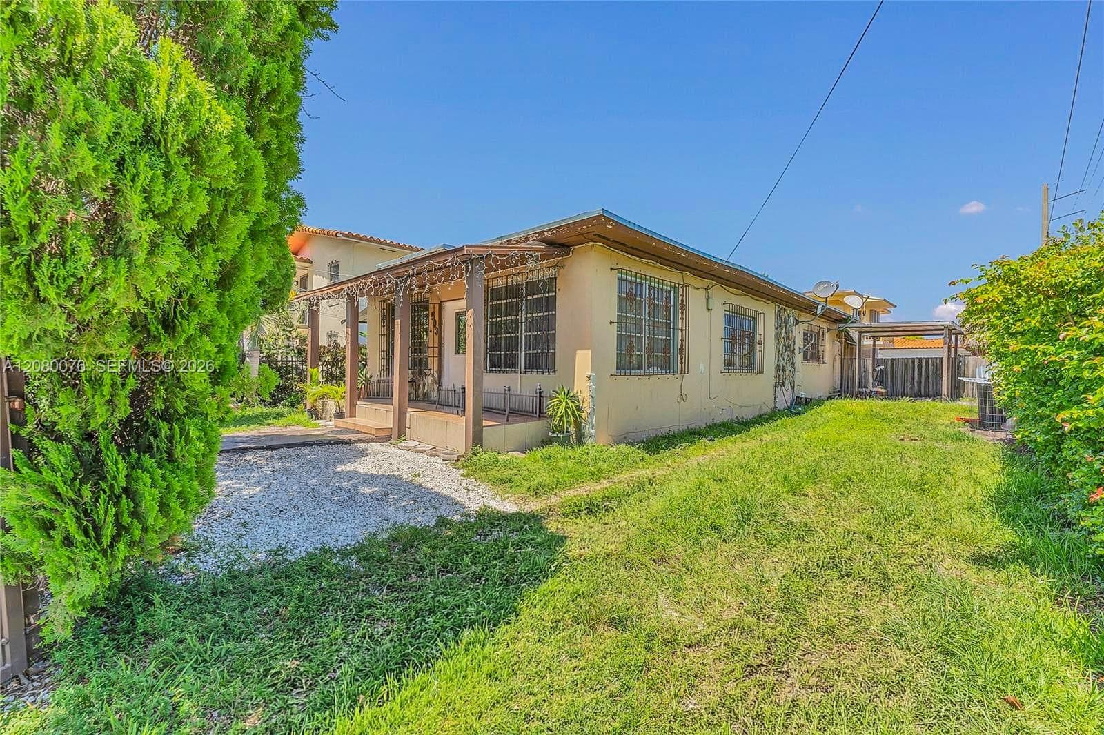 503 NW 43rd Pl, Miami FL 33126