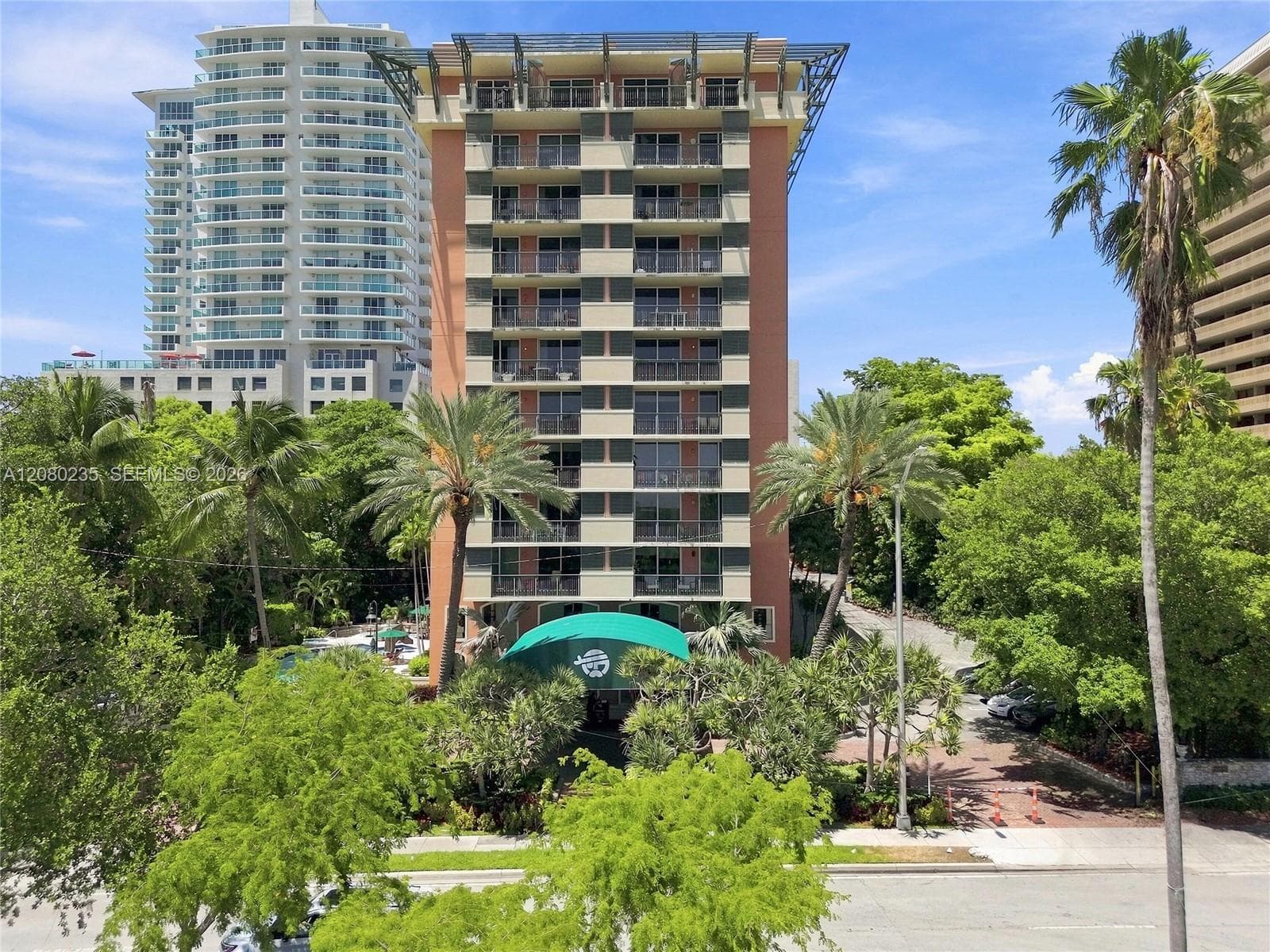 2951 S Bayshore Dr # 305, Miami FL 33133