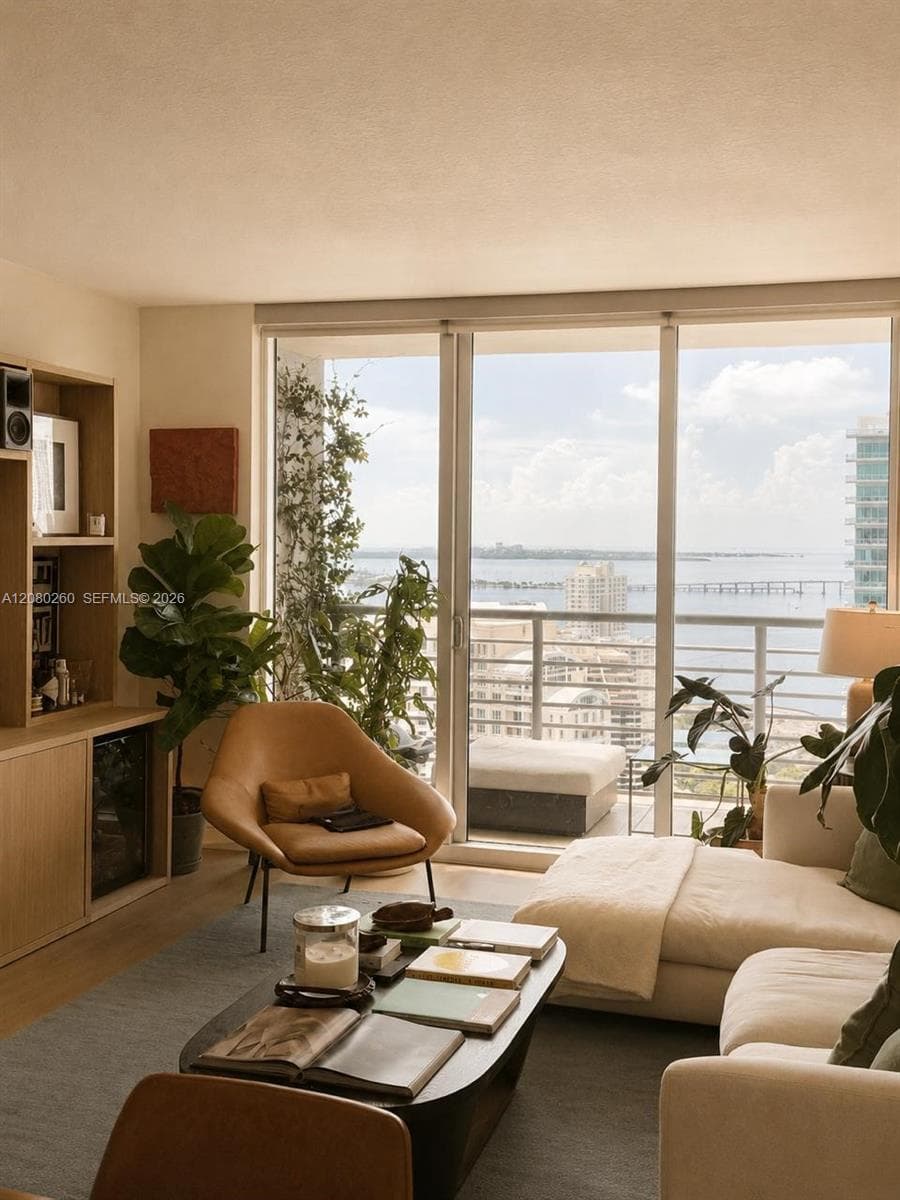 335 S Biscayne Blvd # 3901, Miami FL 33131