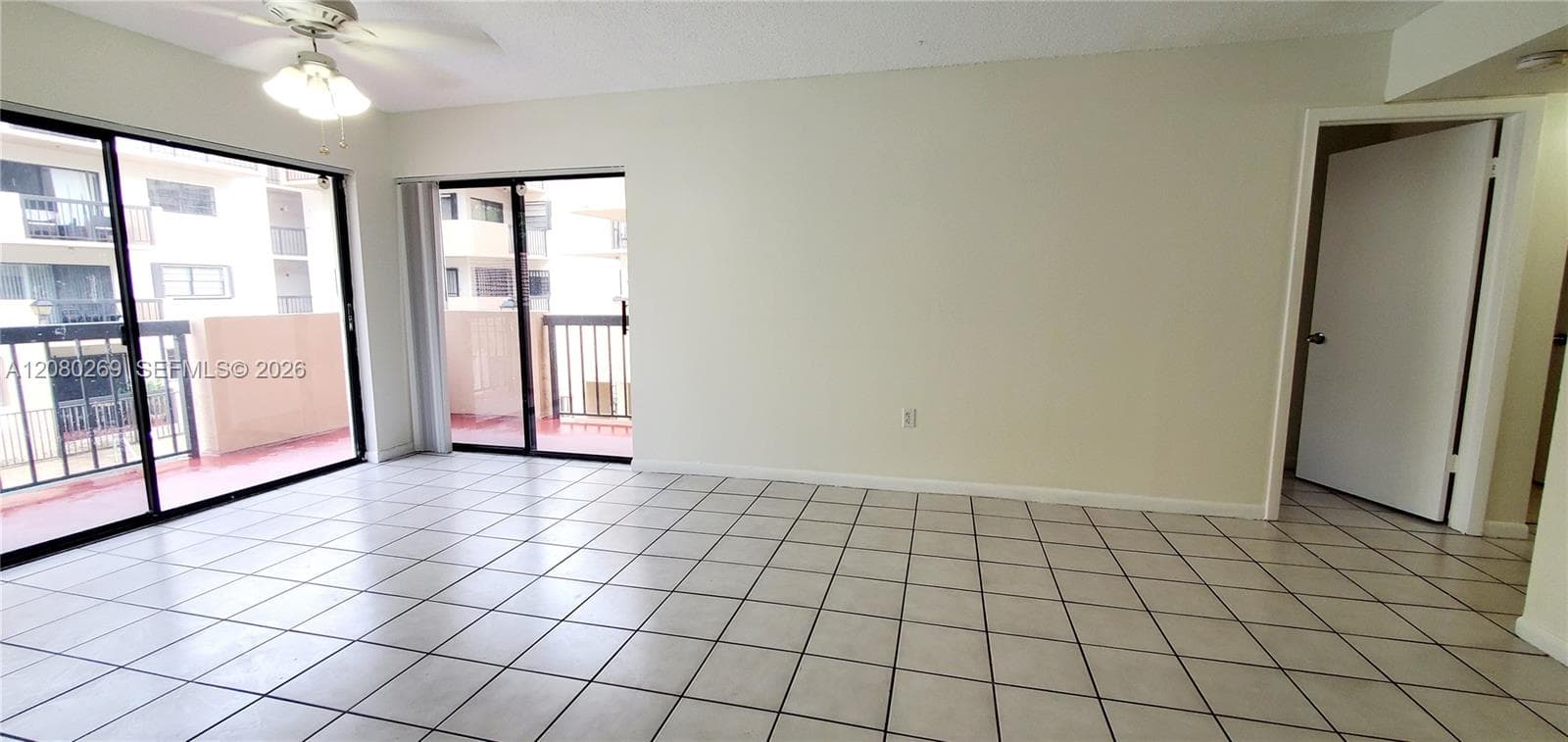 995 SW 84th Ave # 218, Miami FL 33144