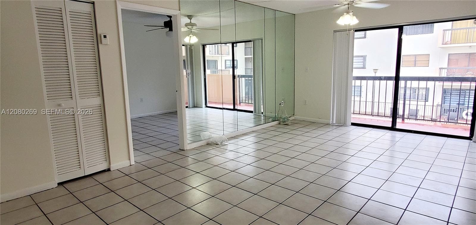 995 SW 84th Ave # 218, Miami FL 33144