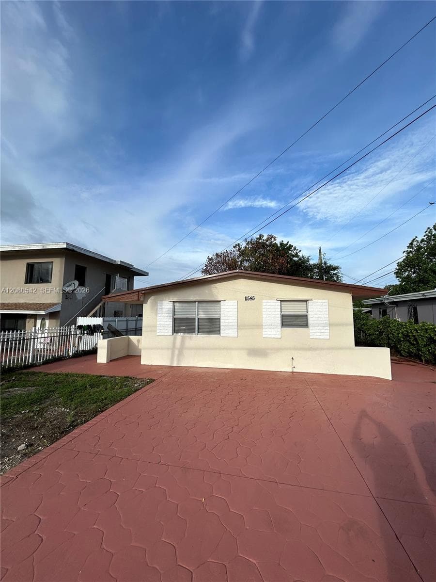 11545 NW 17th Ave, Miami FL 33167