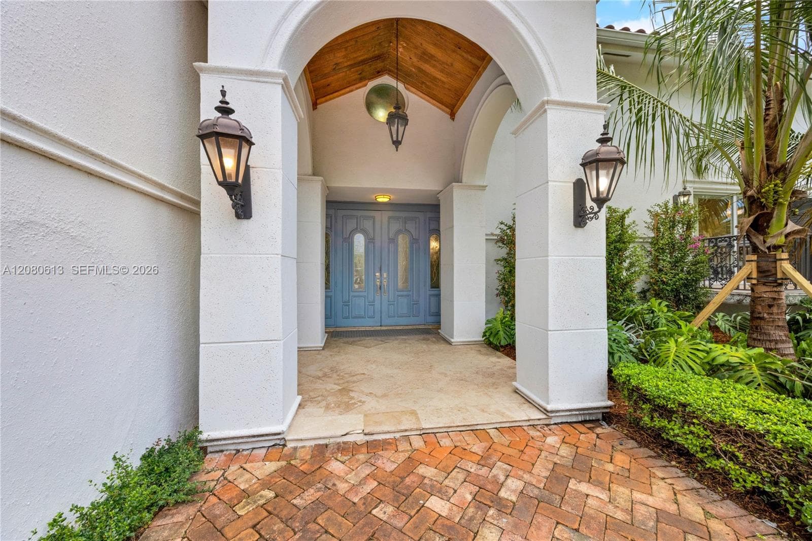 5971 SW 88th St, South Miami FL 33156