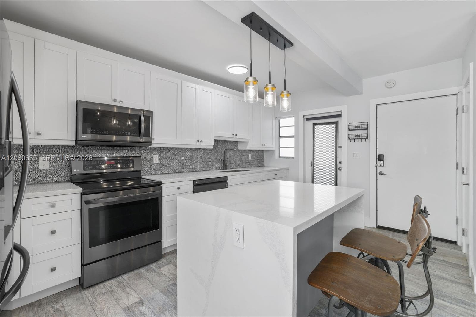 1340 Lincoln Rd # 208, Miami Beach FL 33139