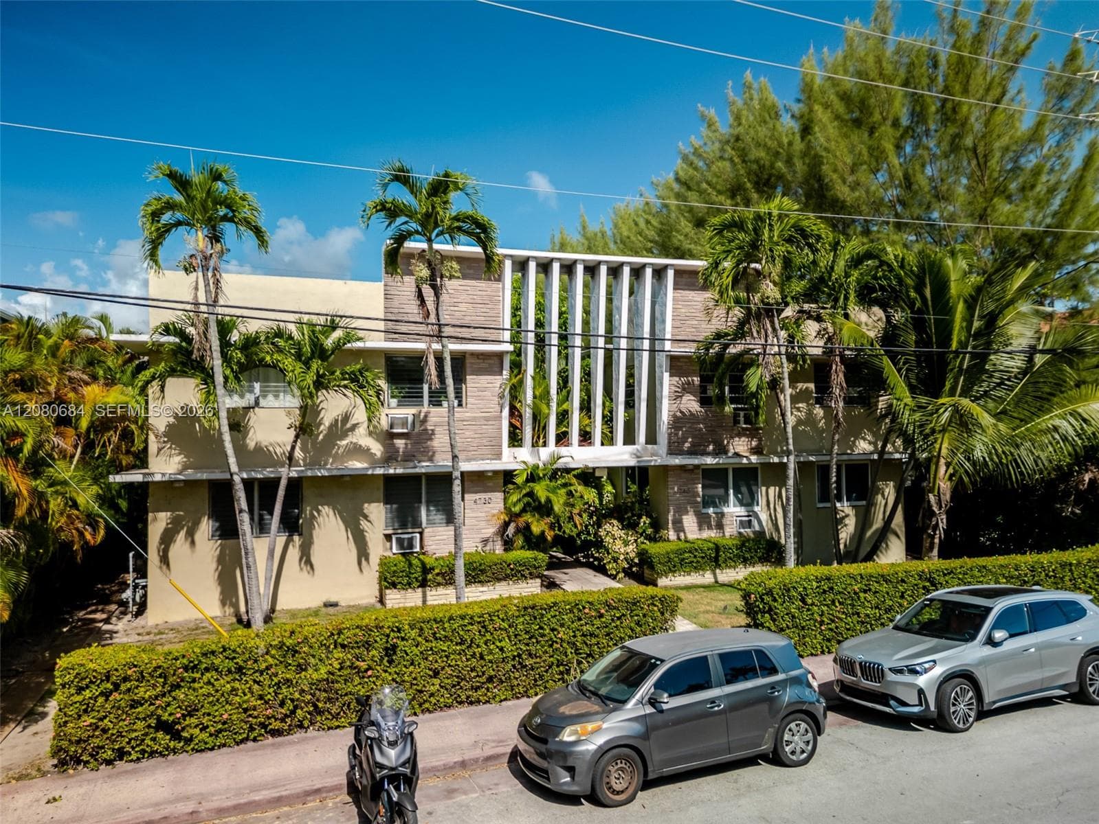 4730 Pine Tree Dr # 17, Miami Beach FL 33140