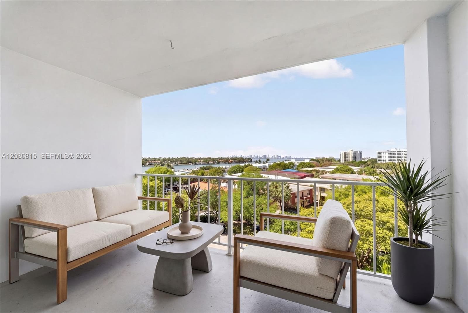 6900 Bay Dr # 6B, Miami Beach FL 33141