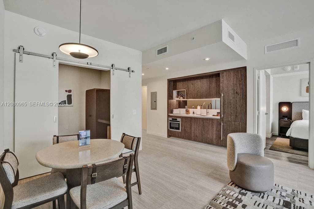 1611 SW 2nd Ave # 402, Miami FL 33129