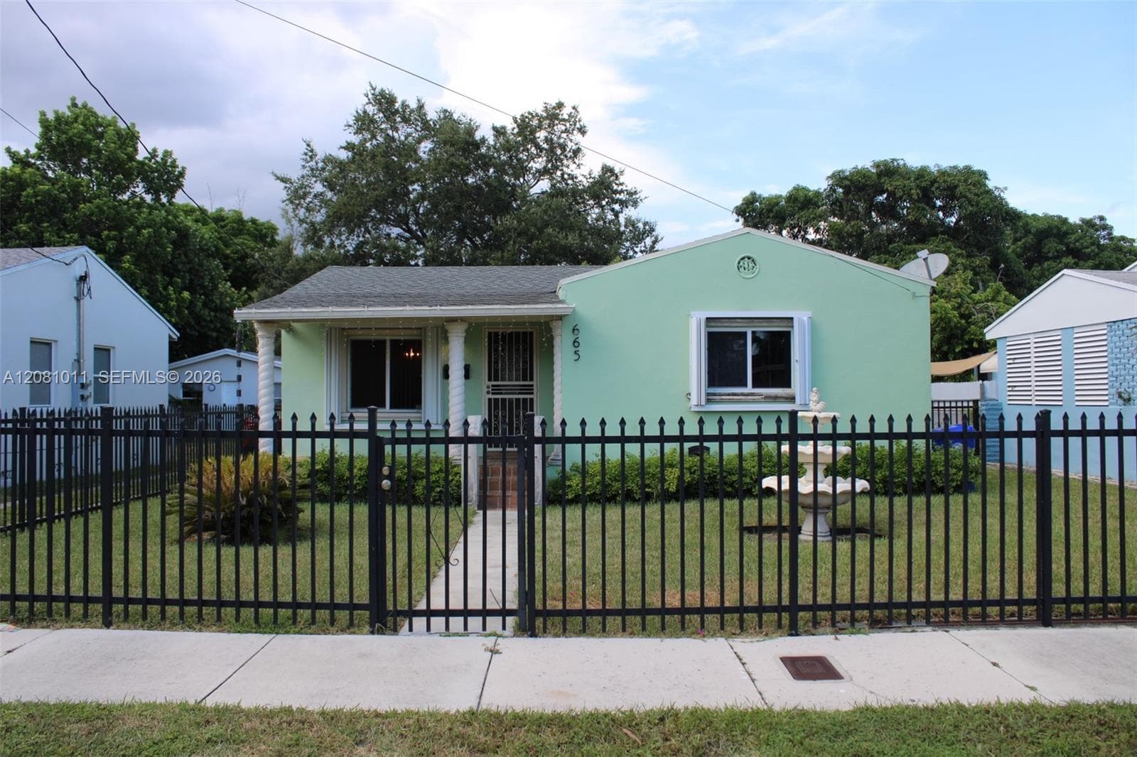 665 NW 50th St, Miami FL 33127