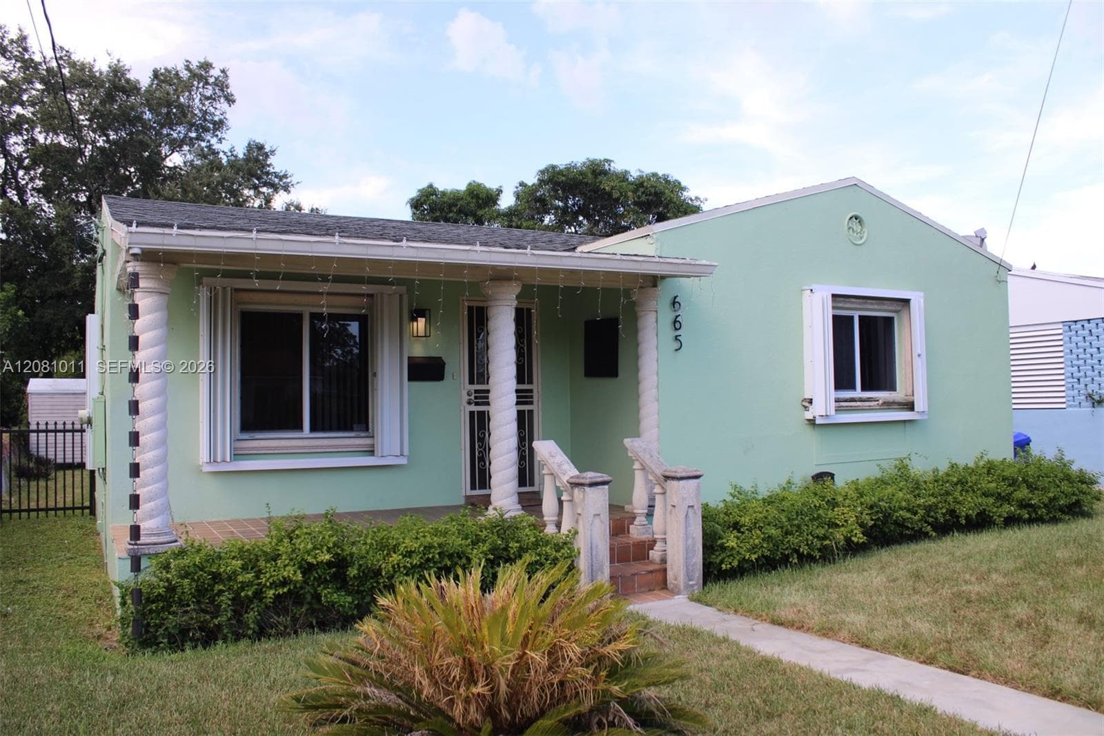 665 NW 50th St, Miami FL 33127