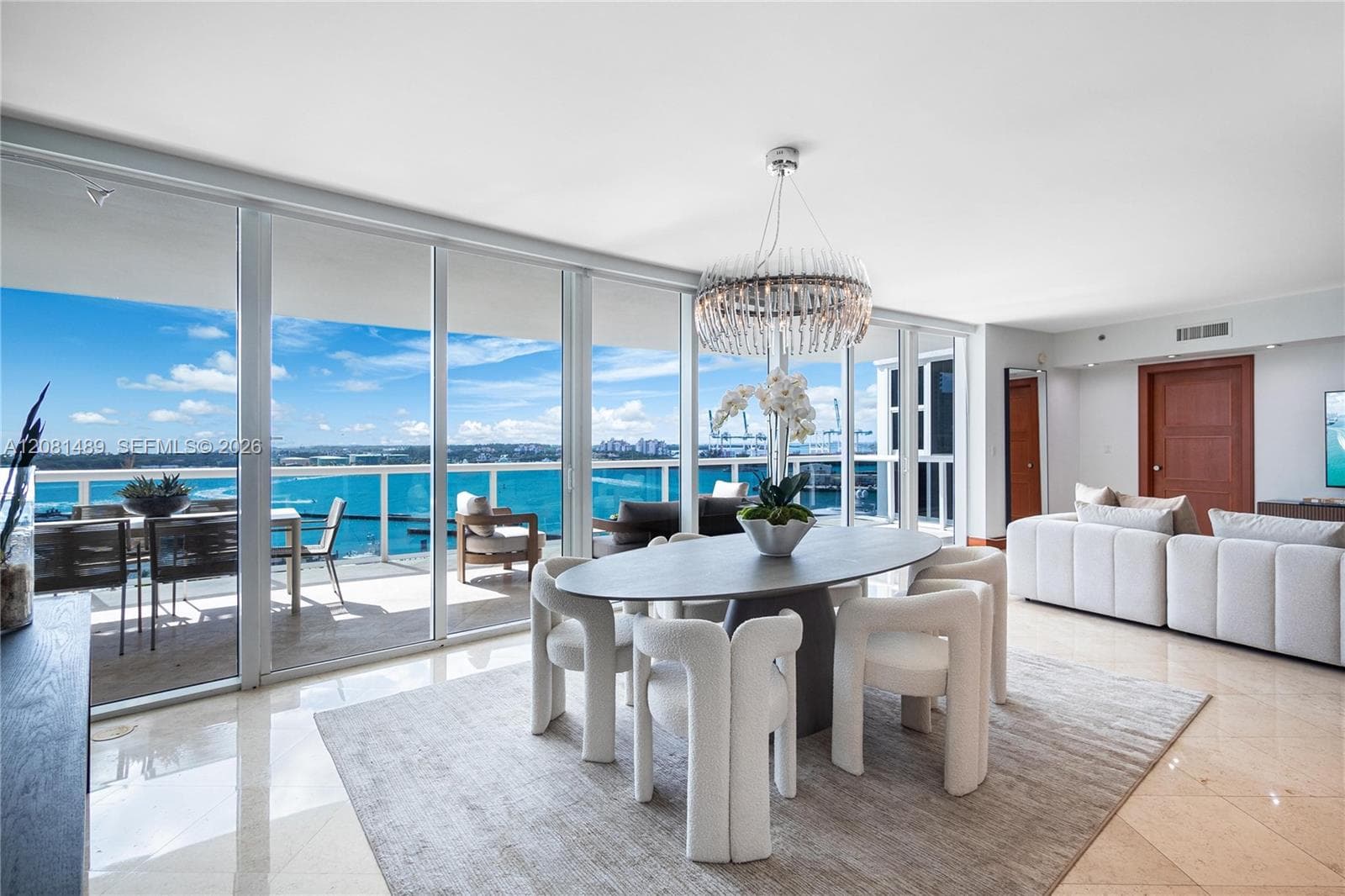 400 Alton Rd # 1106, Miami Beach FL 33139