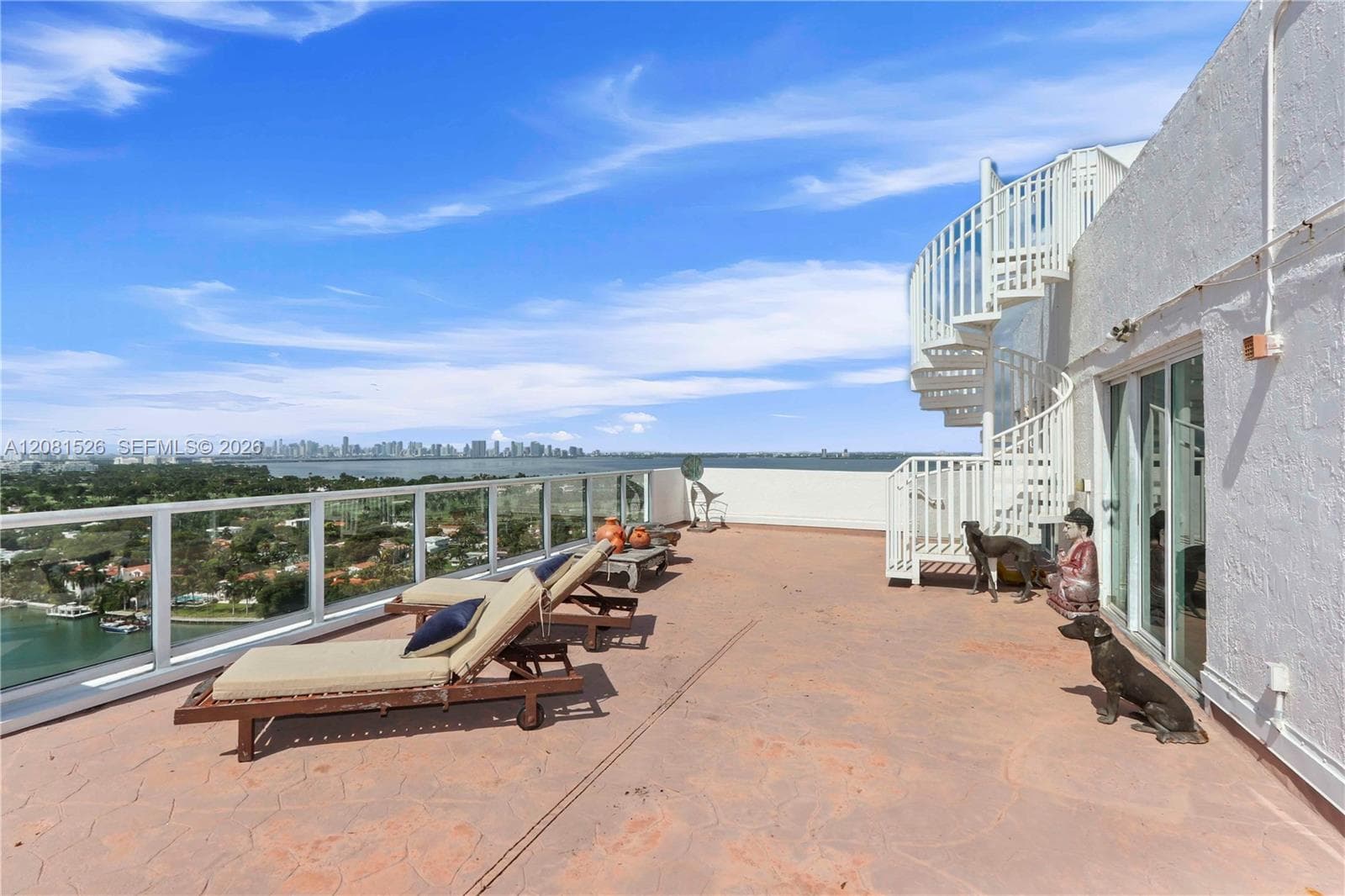 5900 Collins Ave # 2304, Miami Beach FL 33140