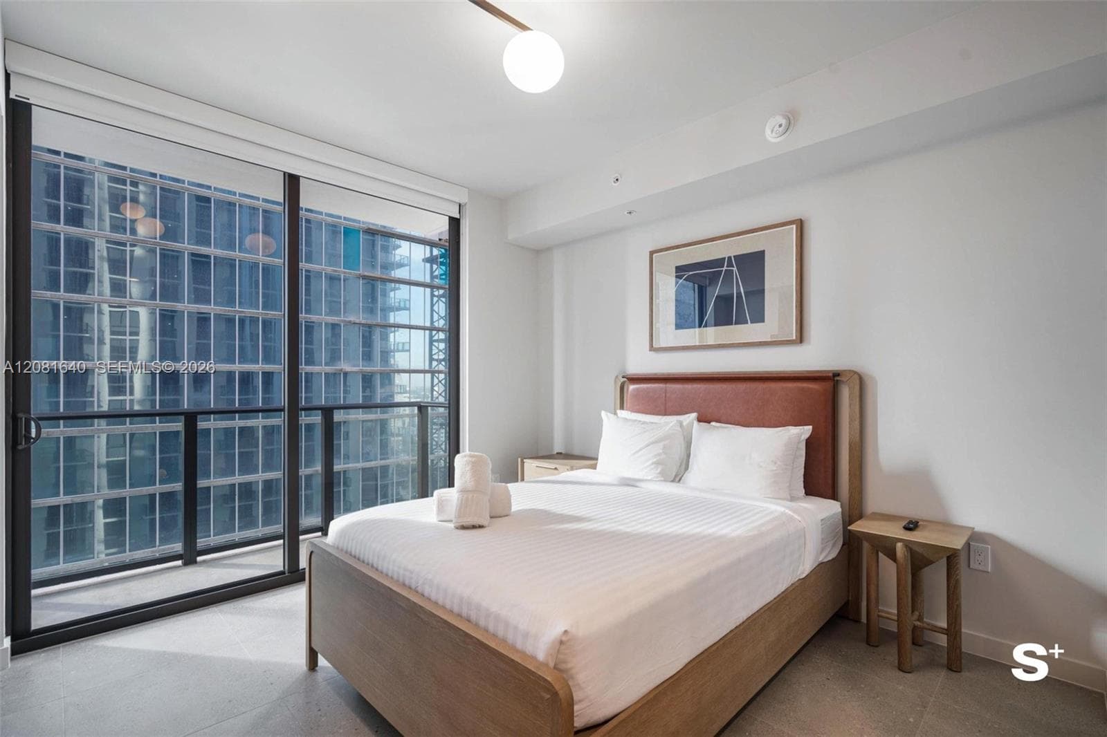 11 NE 6th St # 2206, Miami FL 33132