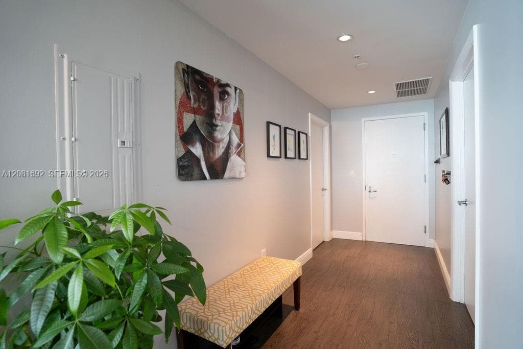 1900 N Bayshore Dr # 2018, Miami FL 33132