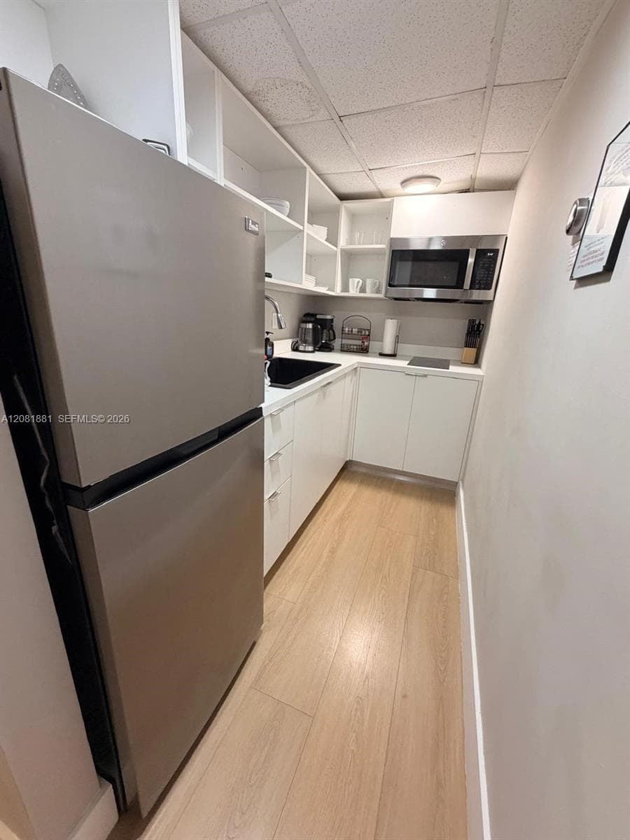 750 Collins Ave # 206, Miami Beach FL 33139
