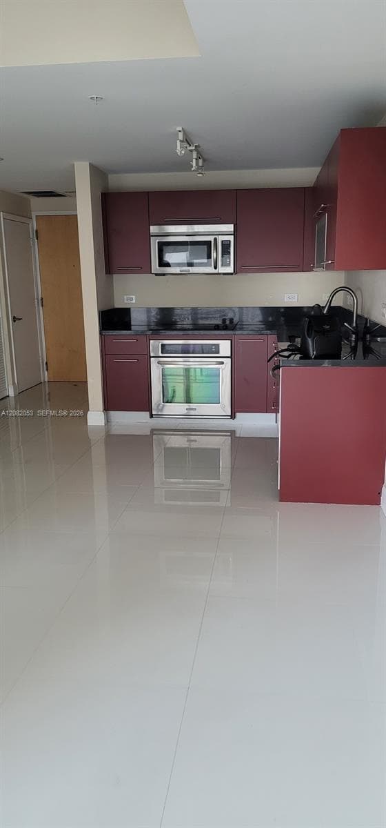 244 Biscayne Blvd # 652, Miami FL 33132