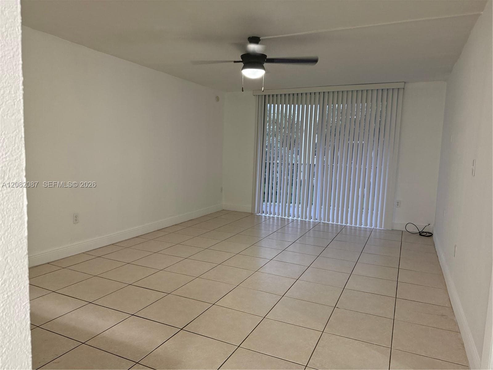 9320 Fontainebleau Blvd # 213, Miami FL 33172