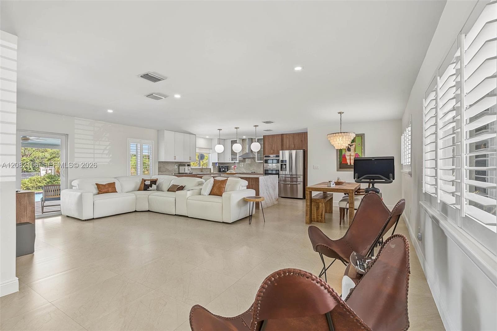 10711 SW 70th St, Miami FL 33173