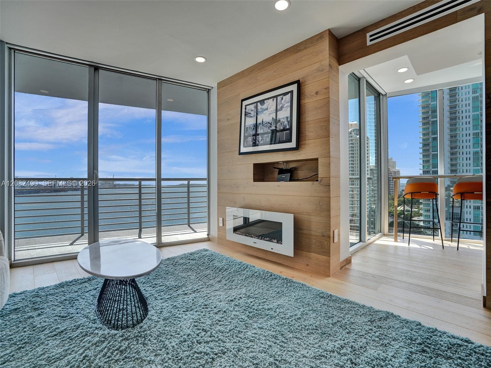 325 S Biscayne Blvd # 1423, Miami FL 33131