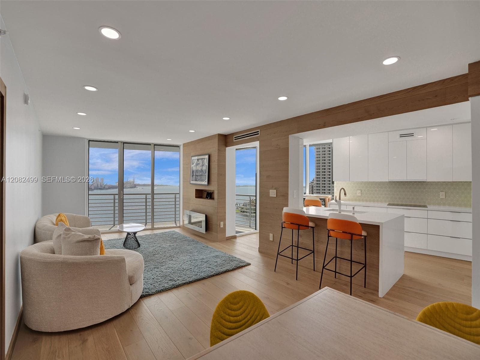325 S Biscayne Blvd # 1423, Miami FL 33131