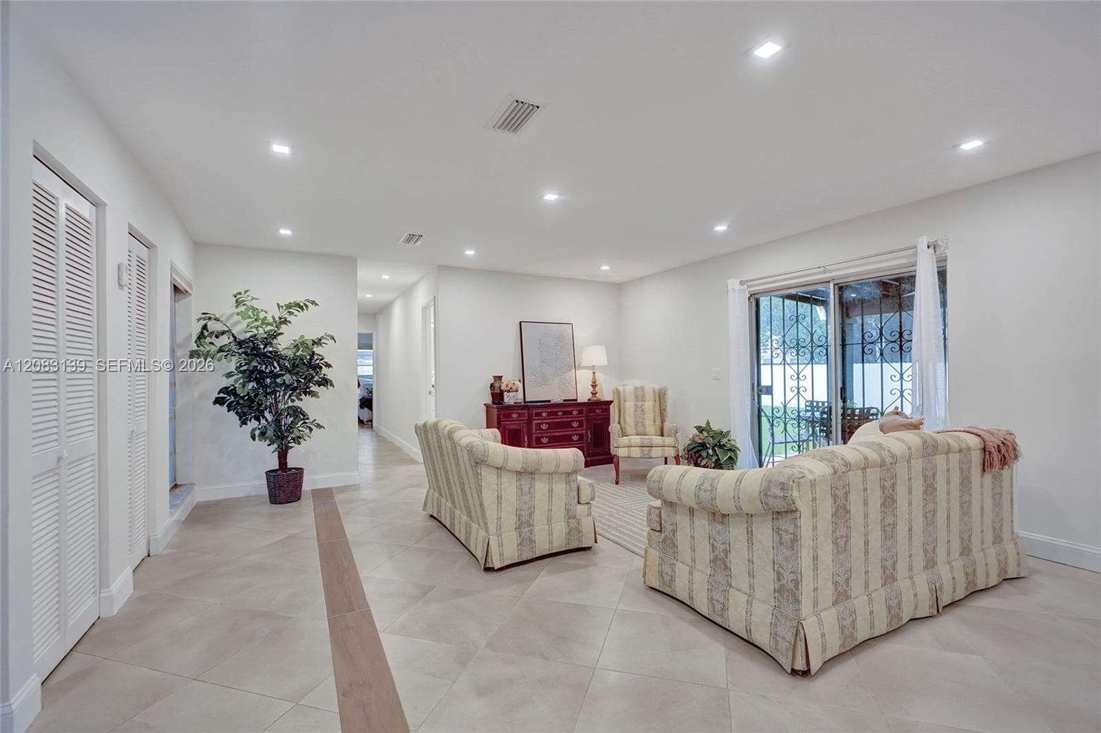 10214 SW 26th Ter, Miami FL 33165