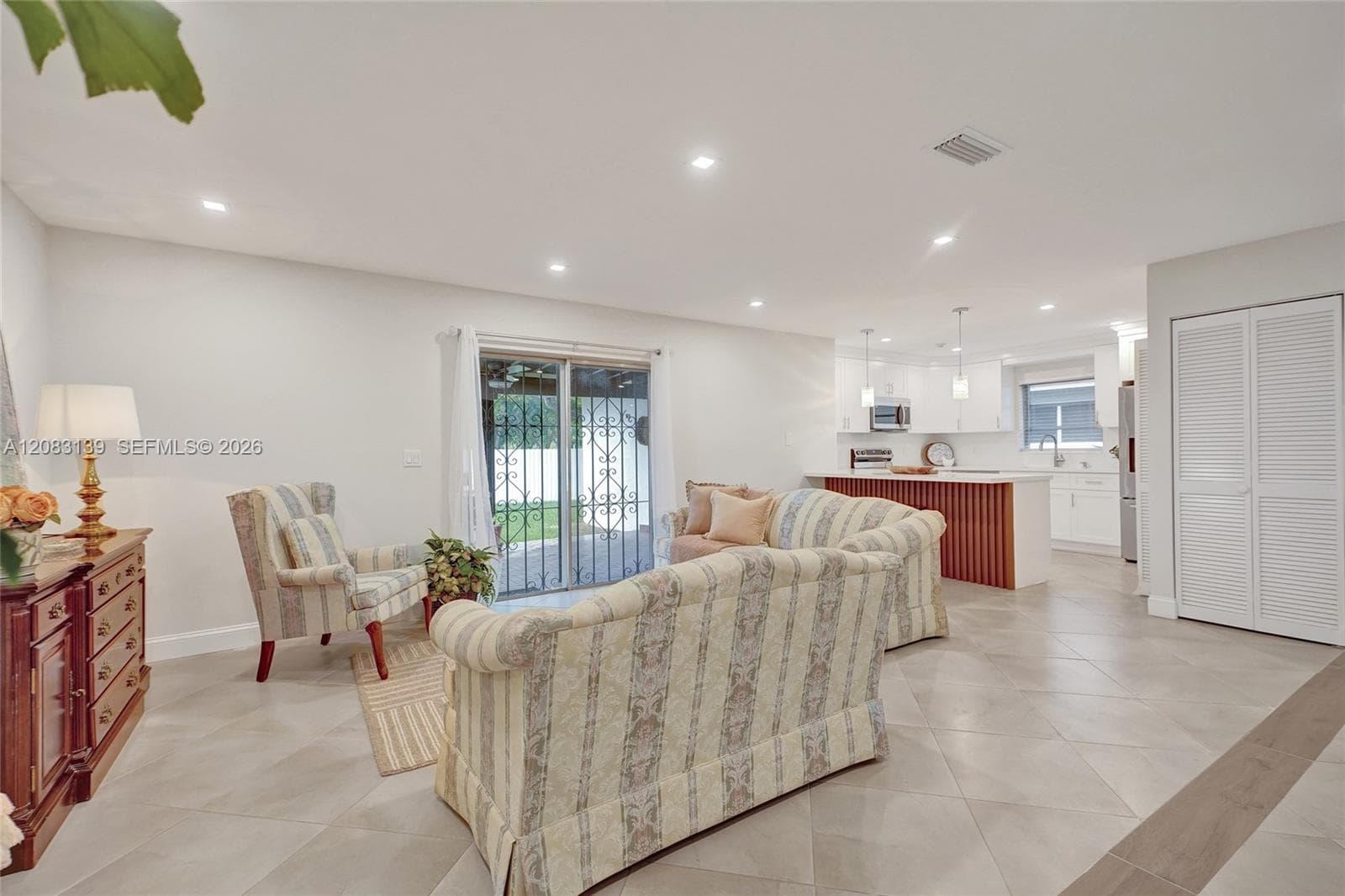 10214 SW 26th Ter, Miami FL 33165