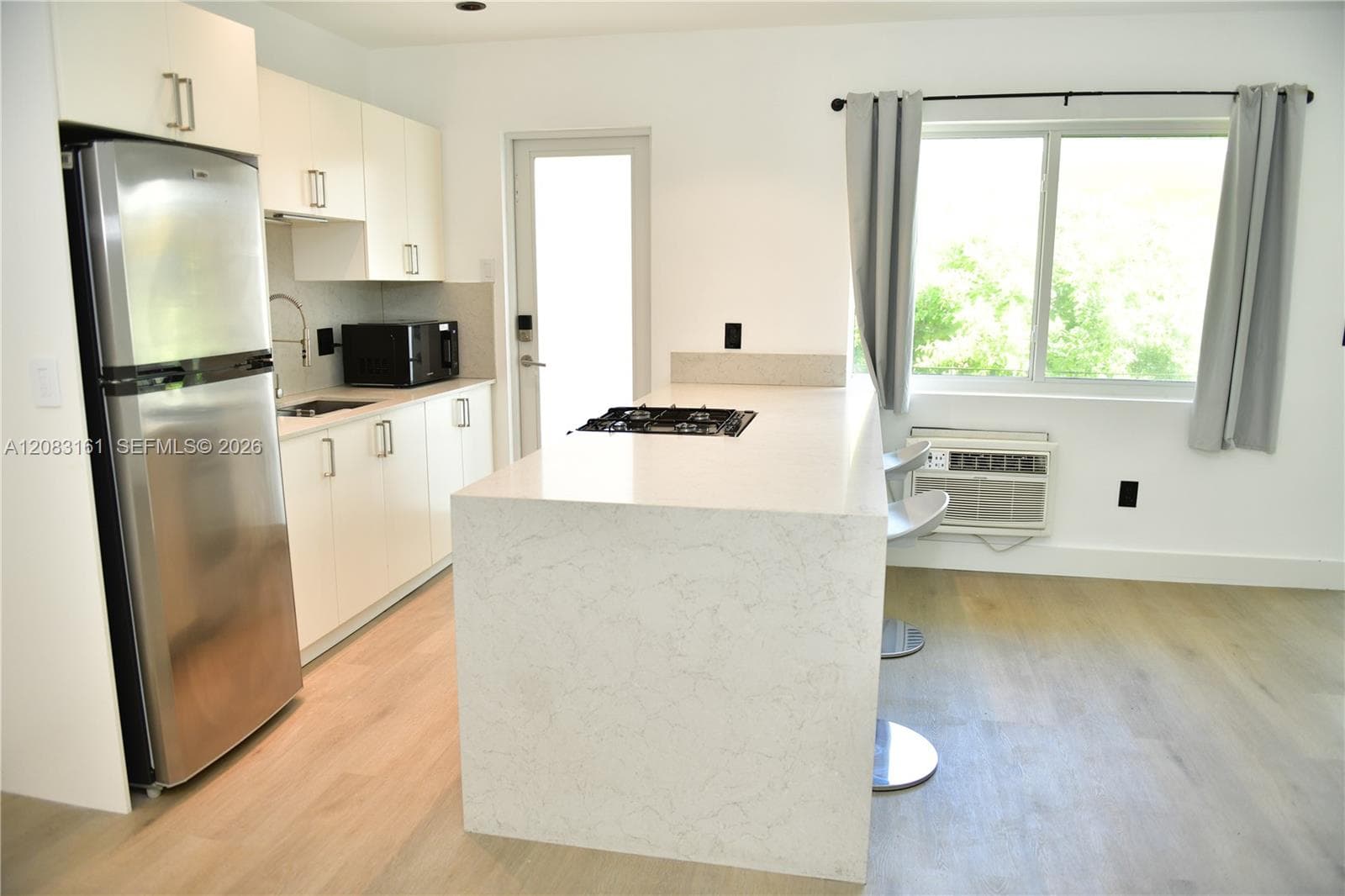 65 Washington Ave # 25, Miami Beach FL 33139