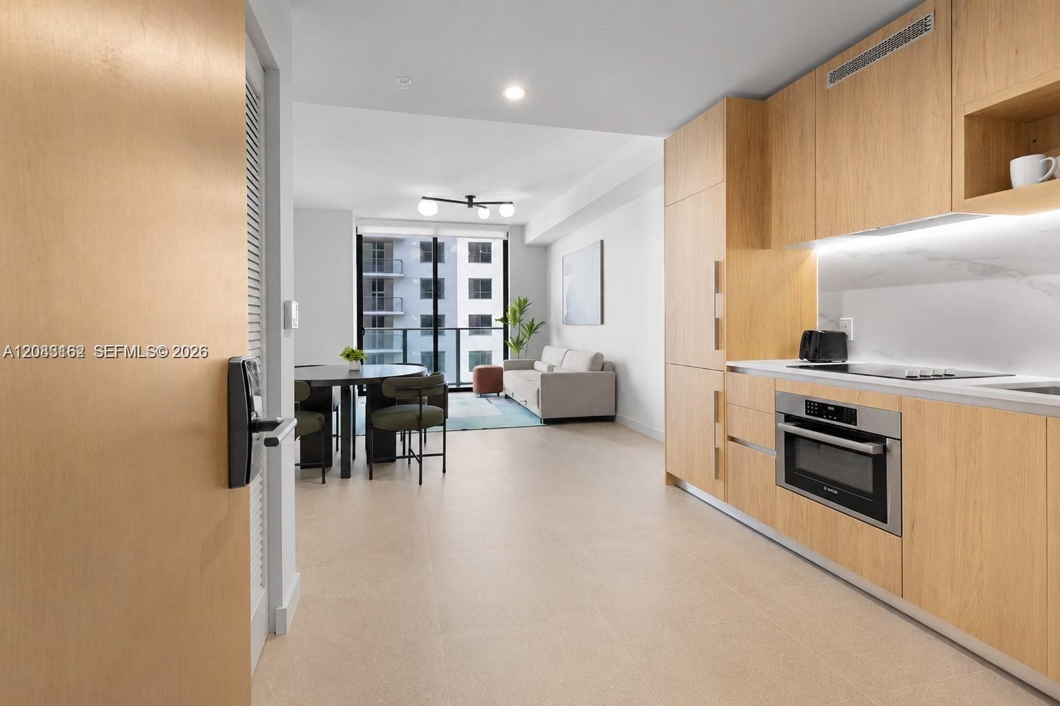 11 NE 6th St # 1712, Miami FL 33132