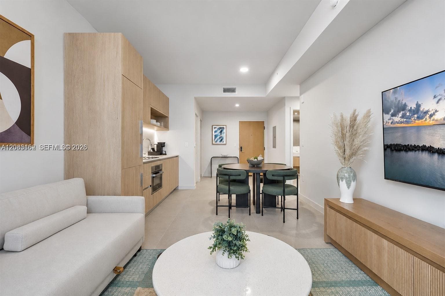11 NE 6th St # 1712, Miami FL 33132