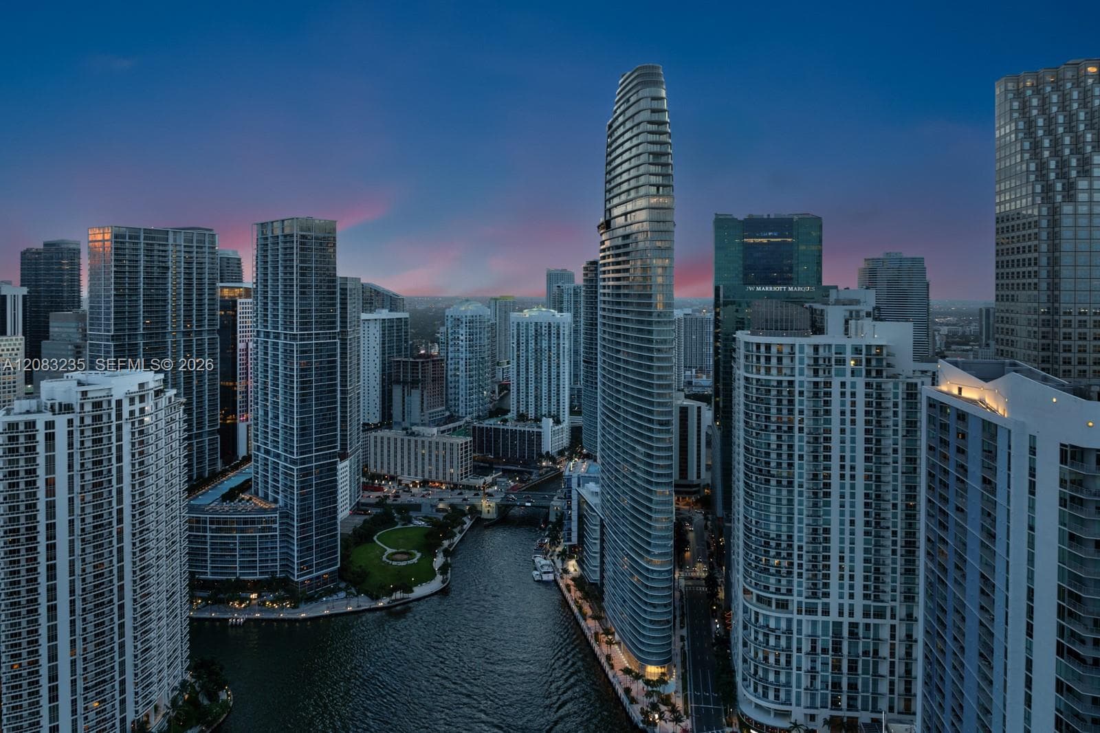 300 BISCAYNE BOULEVARD WAY # 3302E, Miami FL 33131
