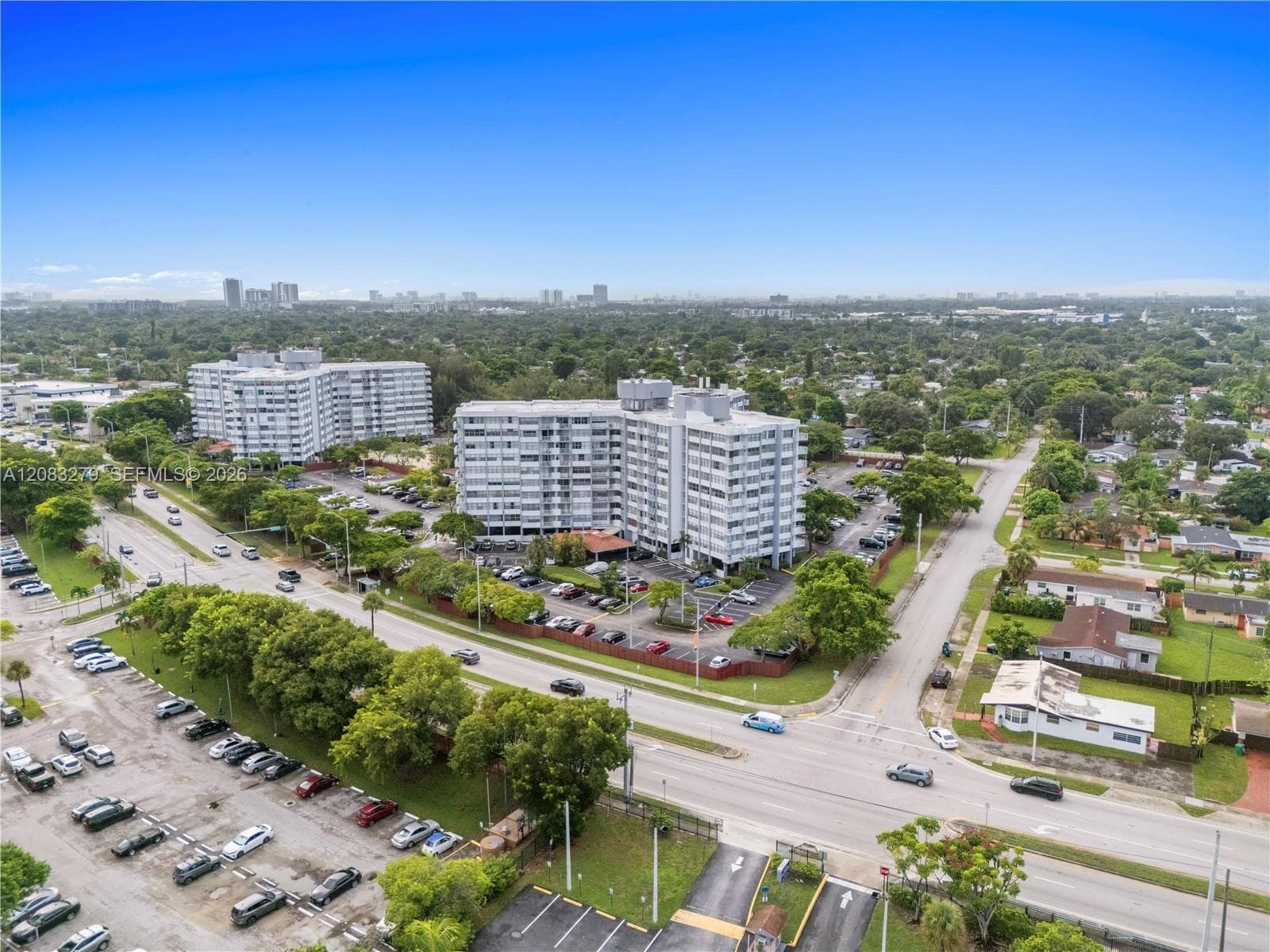 1200 NE Miami Gardens Dr # 315W, Miami FL 33179