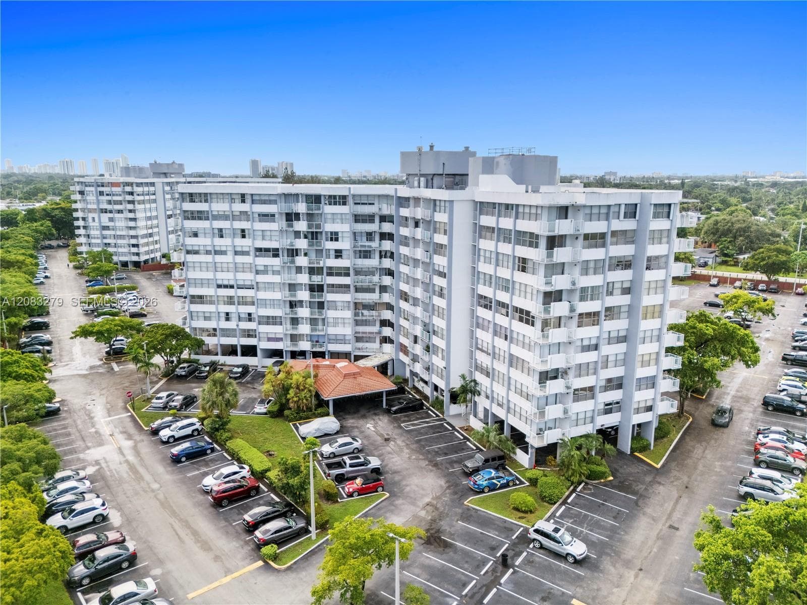 1200 NE Miami Gardens Dr # 315W, Miami FL 33179