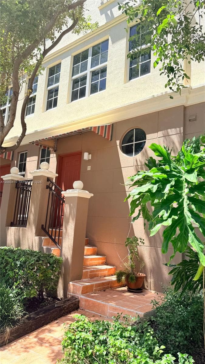3232 SW 22nd Ter # 113, Miami FL 33145
