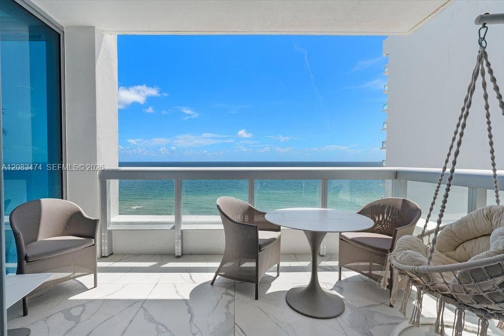 6899 Collins Ave # 1008, Miami Beach FL 33141