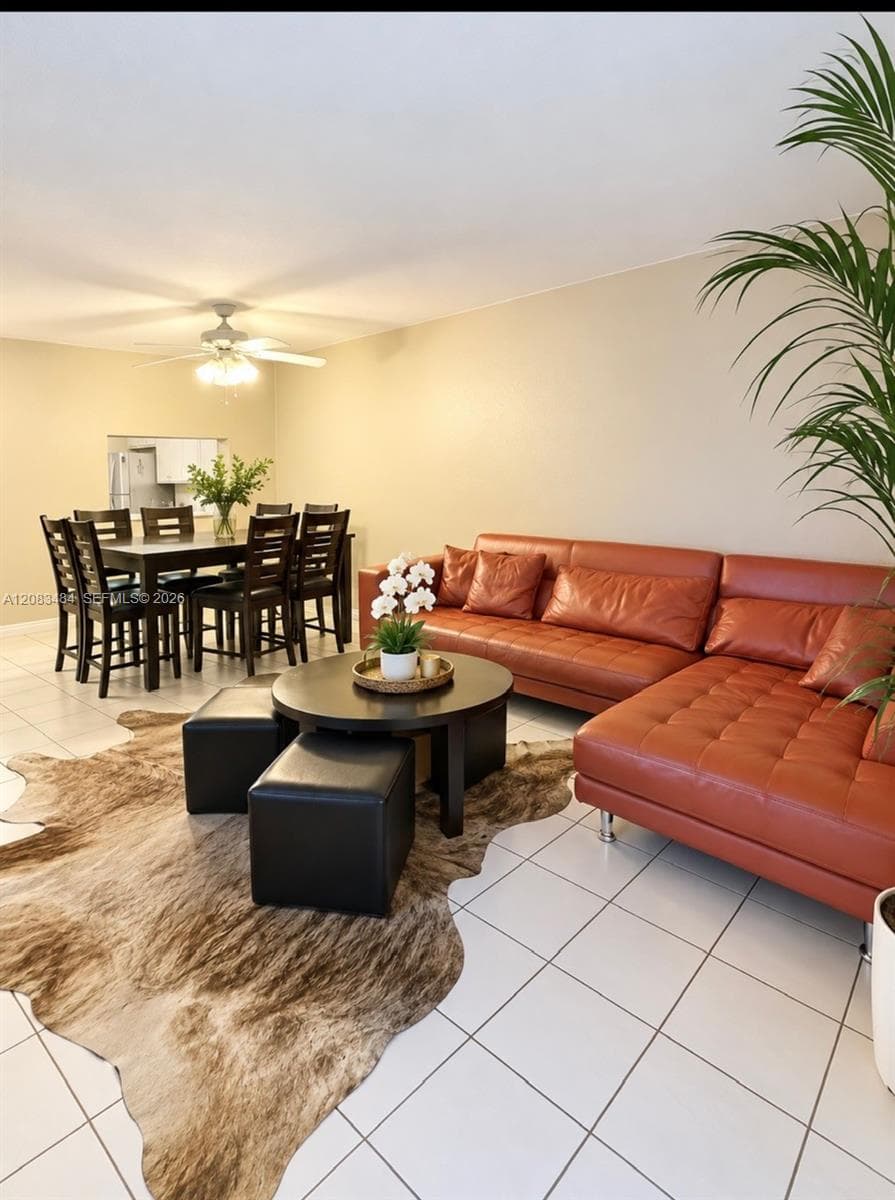 9631 SW 77 AV # C, Miami FL 33156