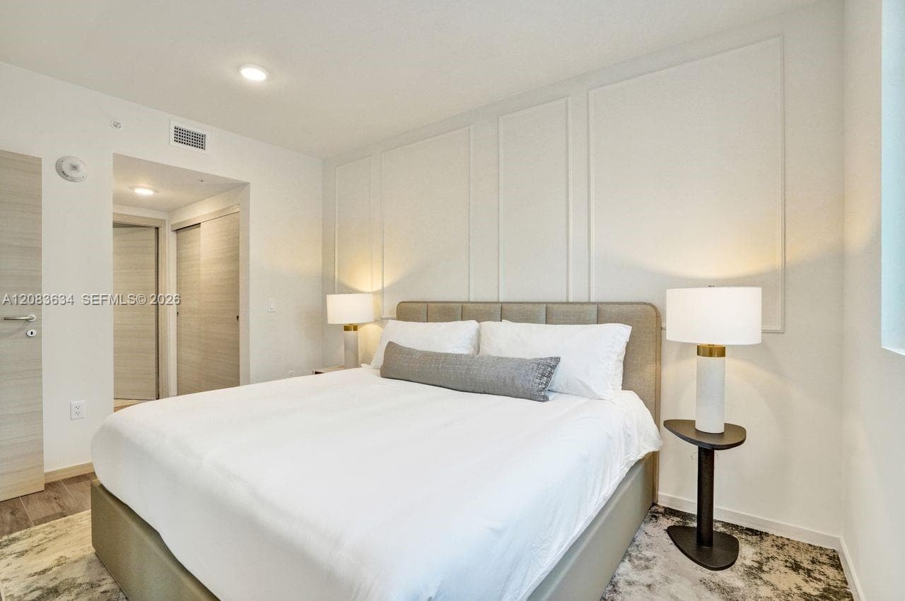4220 LAGUNA ST # 403, Coral Gables FL 33146