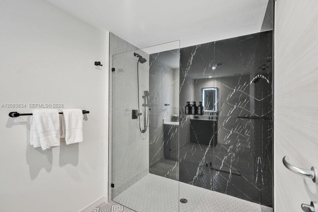 4220 LAGUNA ST # 403, Coral Gables FL 33146