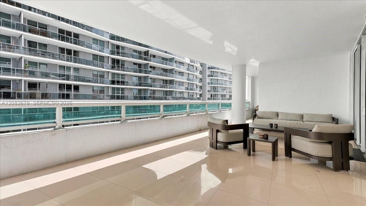 1800 N Bayshore Dr # 612, Miami FL 33132