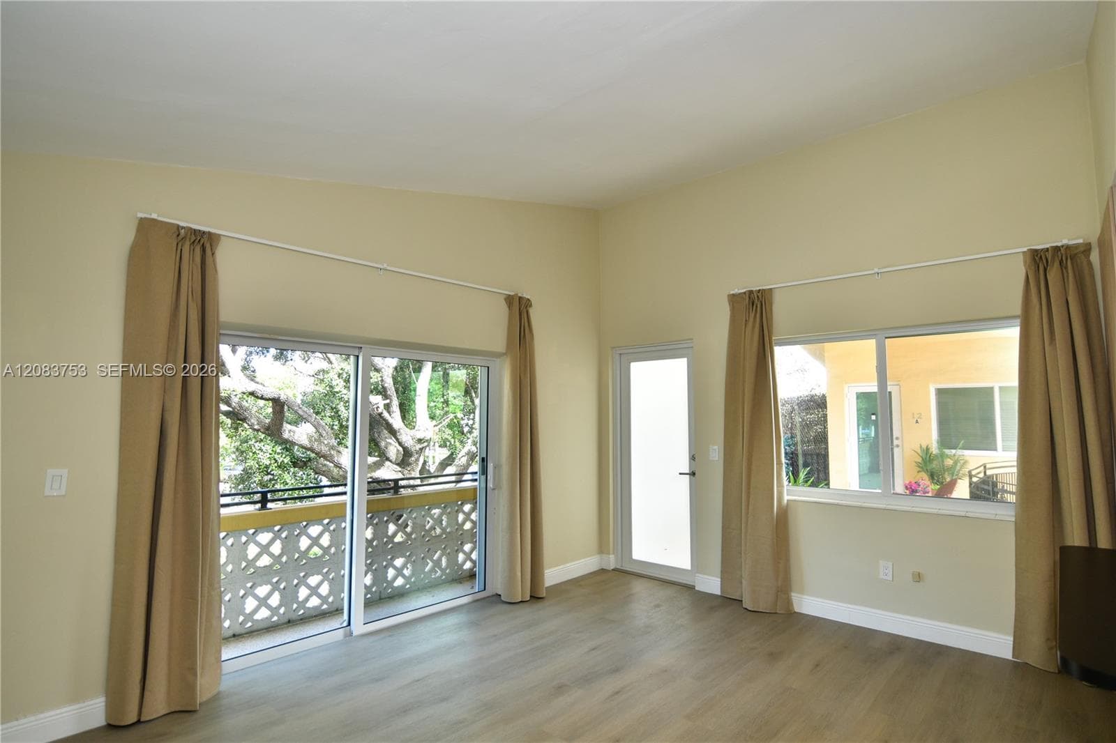 65 Washington Ave # 26, Miami Beach FL 33139