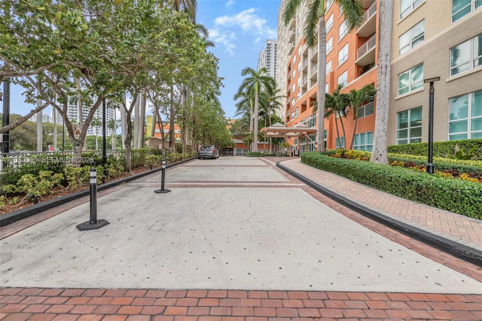 2000 N Bayshore Dr # 408, Miami FL 33137