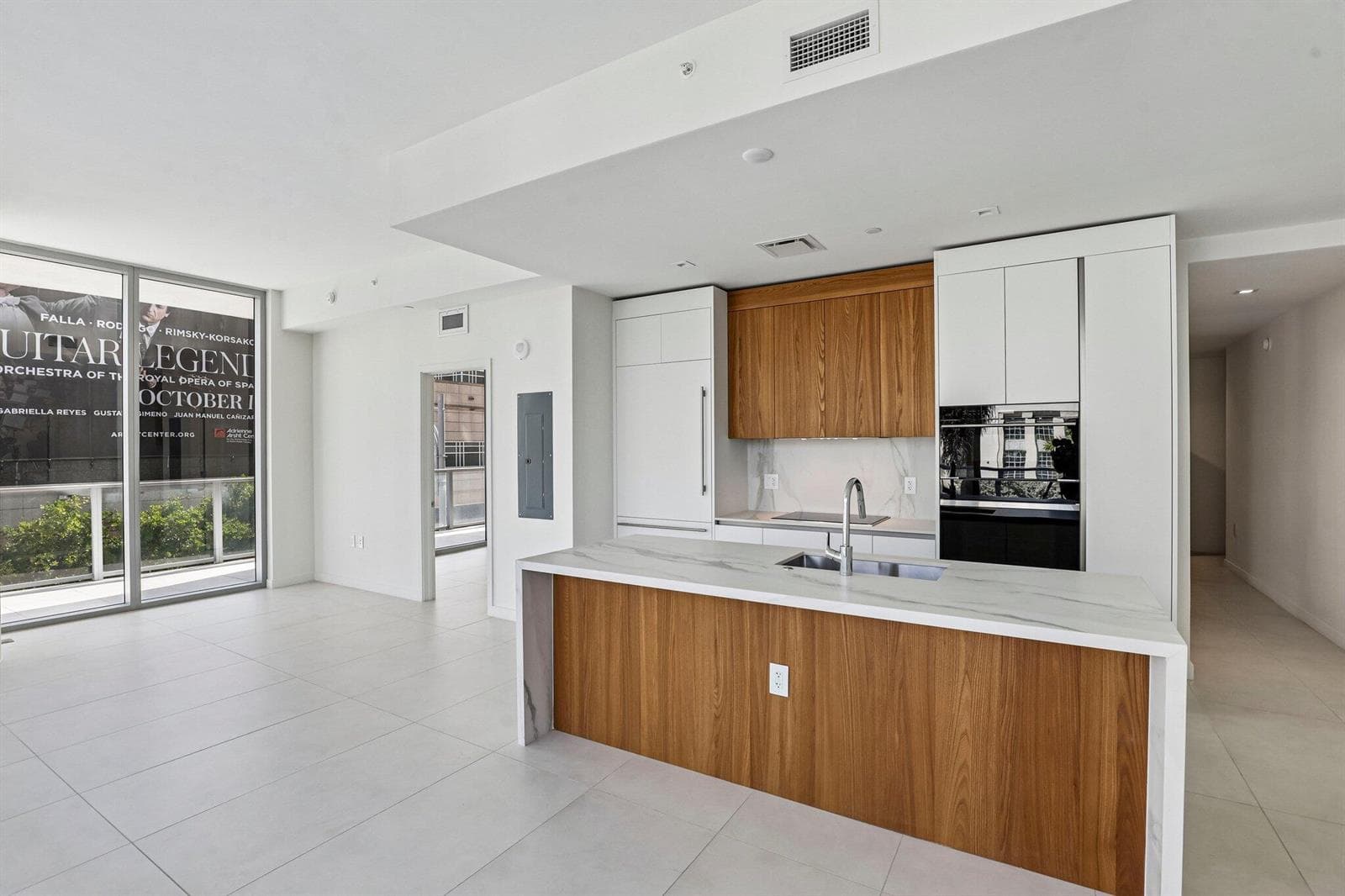 1400 BISCAYNE Boulevard # 201, Miami FL 33132