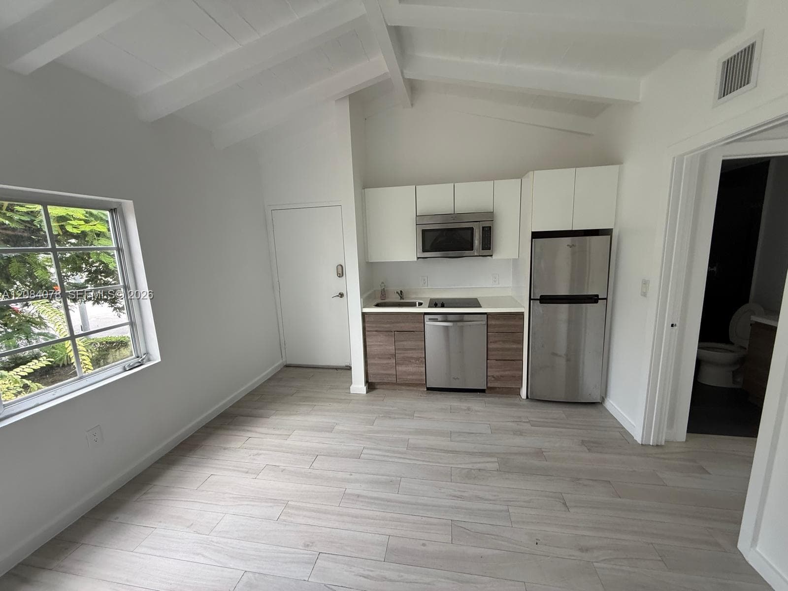 1450 Meridian Ave # 202, Miami Beach FL 33139