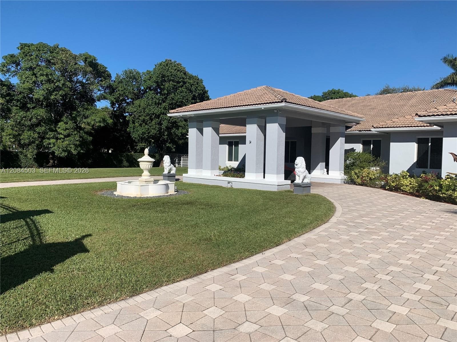 7625 SW 75th Ave, Miami FL 33143