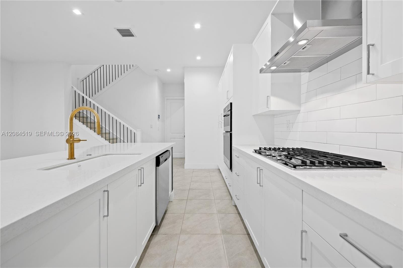 4402 NW 81st Ave, Doral FL 33166