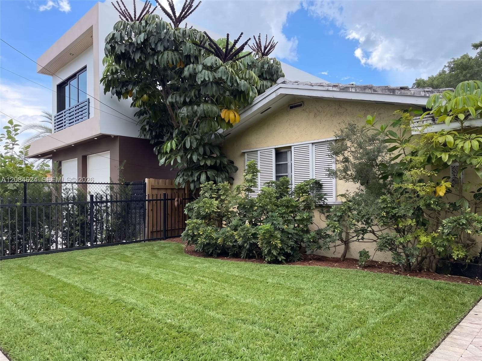 298 NW 48th St, Miami FL 33127