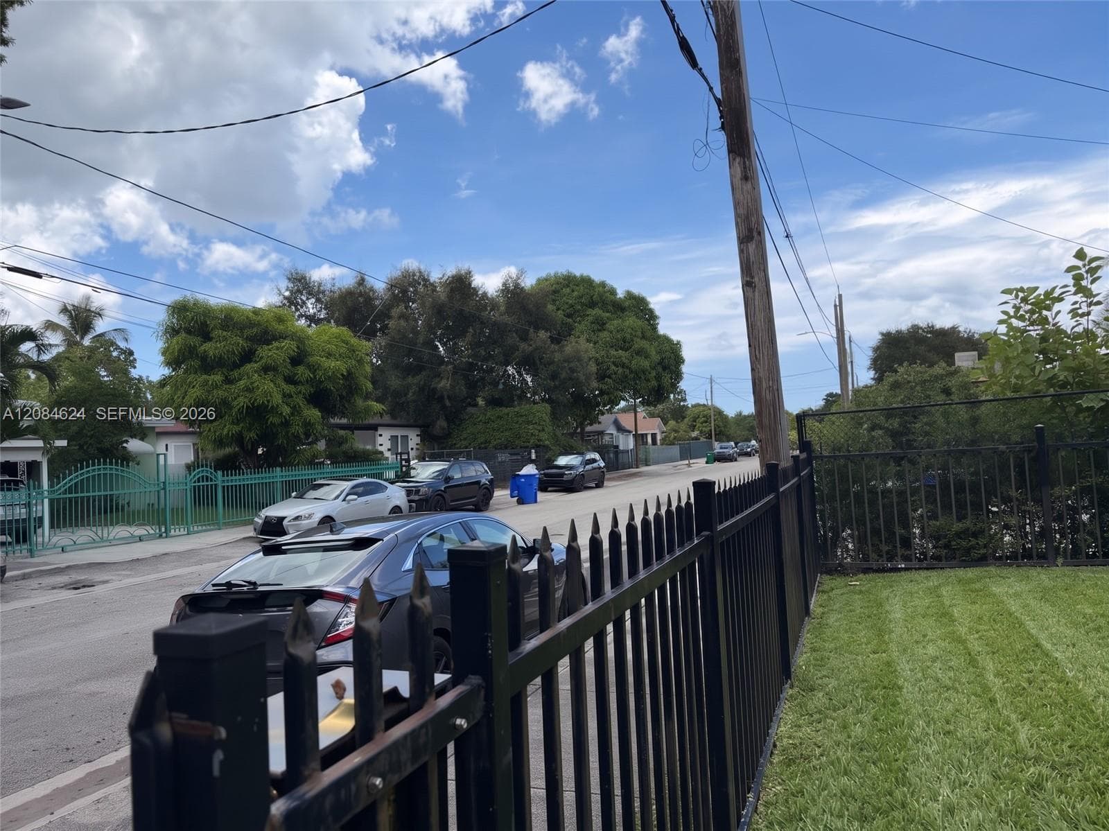298 NW 48th St, Miami FL 33127