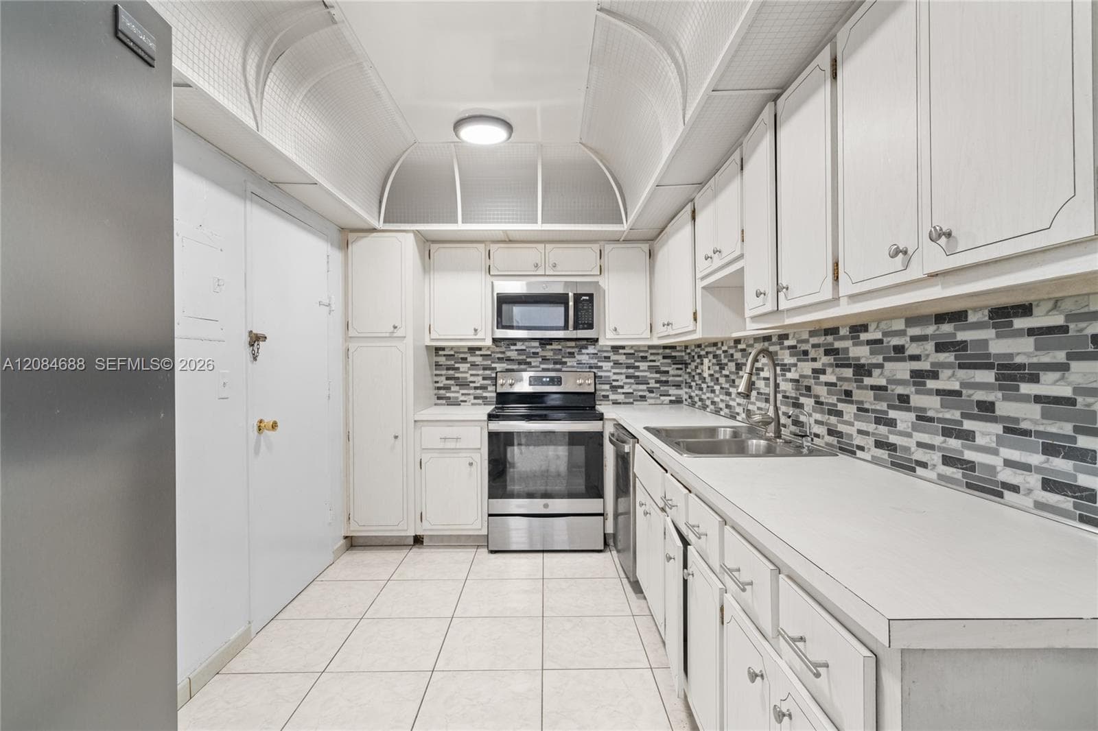5001 Collins Ave # 5E, Miami Beach FL 33140