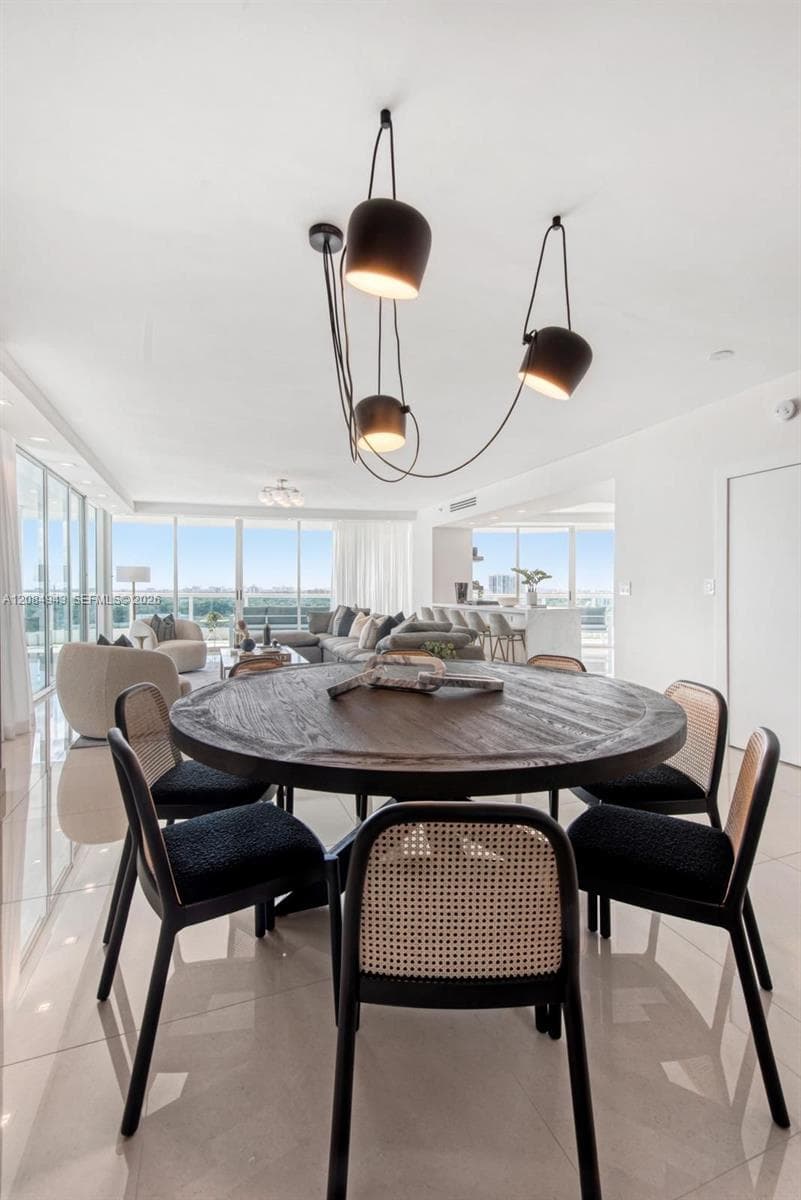 2127 Brickell Ave # 1605, Miami FL 33129