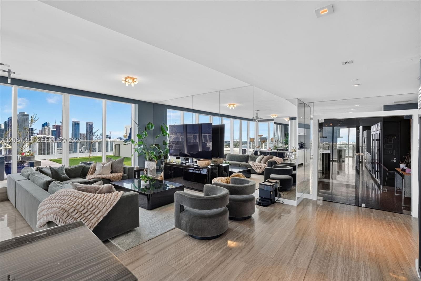 2020 N Bayshore Dr # 3708, Miami FL 33137