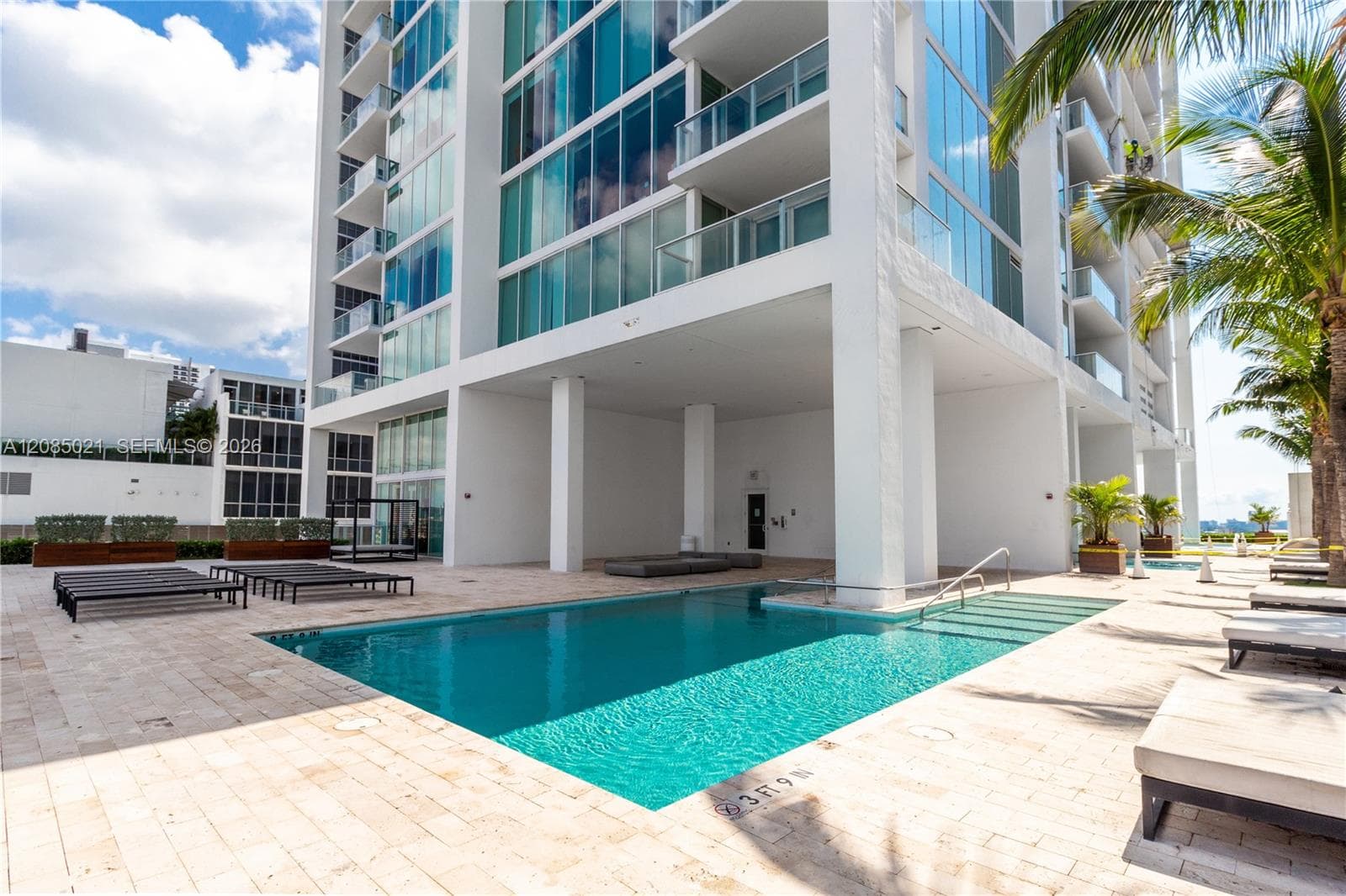 1040 Biscayne Blvd # 1806, Miami FL 33132